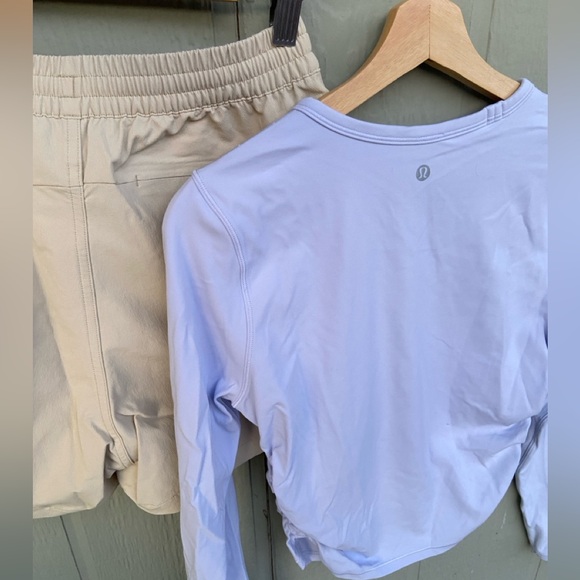 Lululemon All it Takes scrunched longsleeve light blue powder 10 nulu - Picture 5 of 6